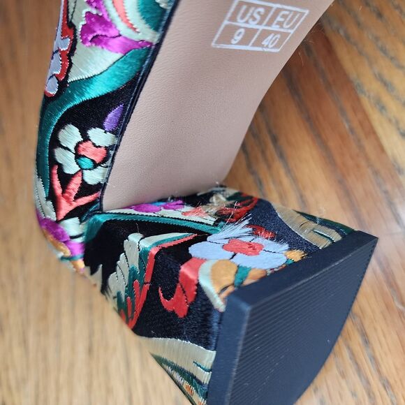 Floral Fabric Patterned Women's Block Heel Pumps Size 9 Multicolor - Picture 10 of 11